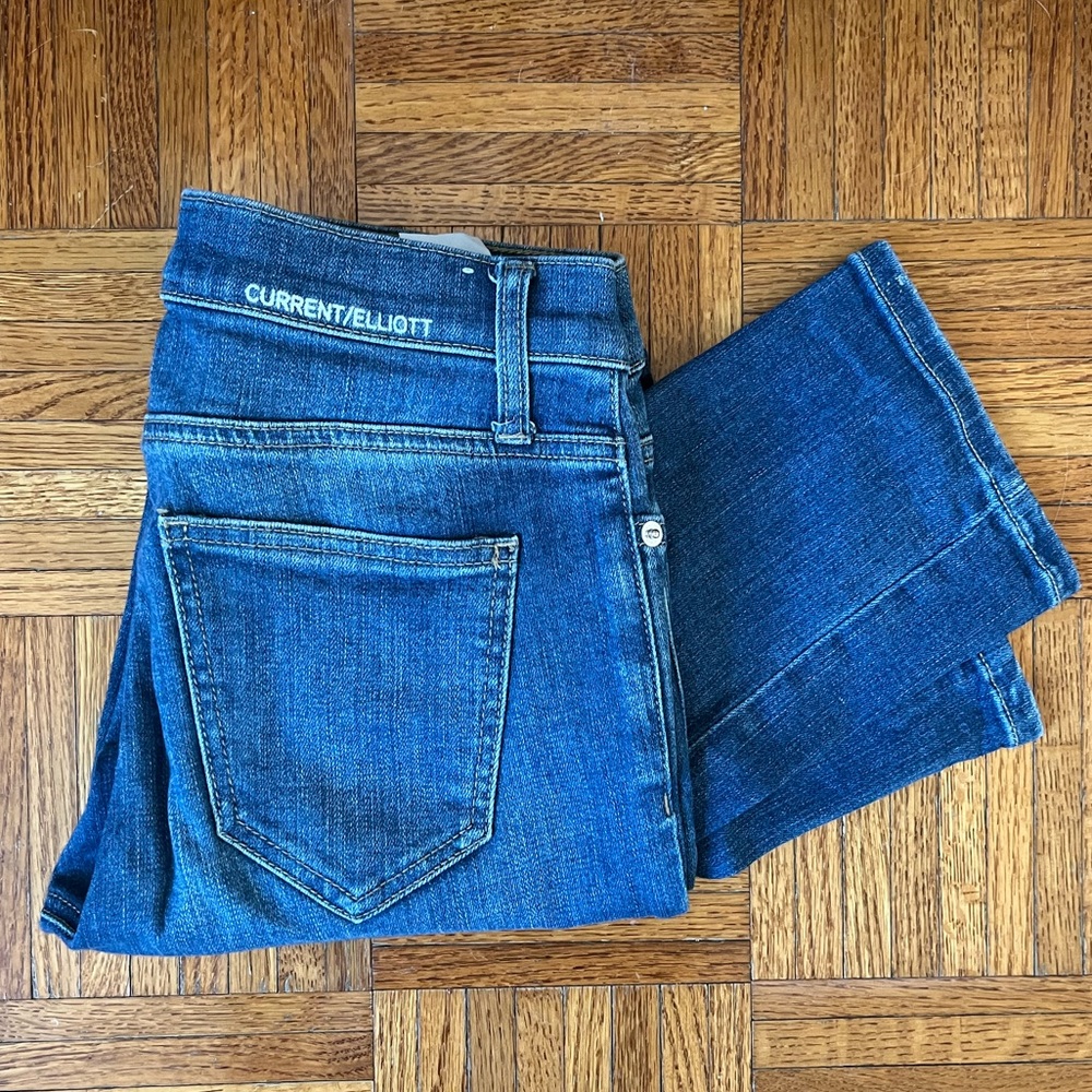 Current/Elliot Ripped jeans